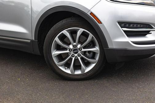 Ingot Silver 2016 Lincoln MKC Select