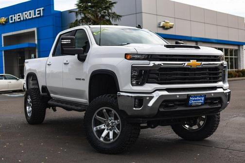 2025 Chevrolet Silverado 3500 LT