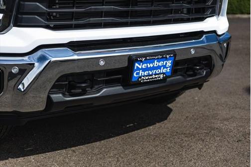 2025 Chevrolet Silverado 3500 LT