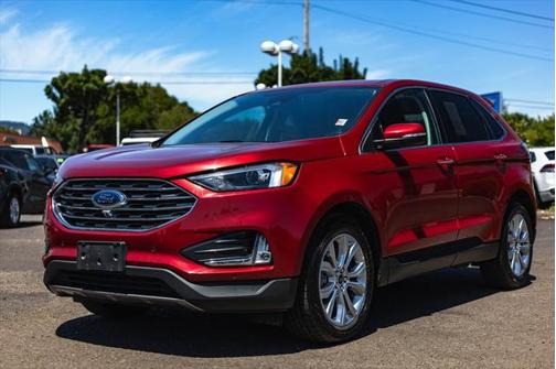2024 Ford Edge Titanium