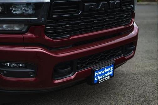 2021 RAM 3500 Limited Crew Cab 4x4 8' Box
