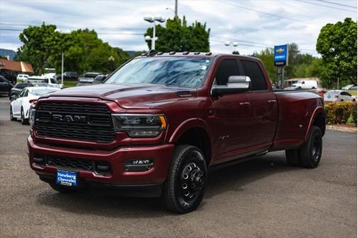 2021 RAM 3500 Limited Crew Cab 4x4 8' Box