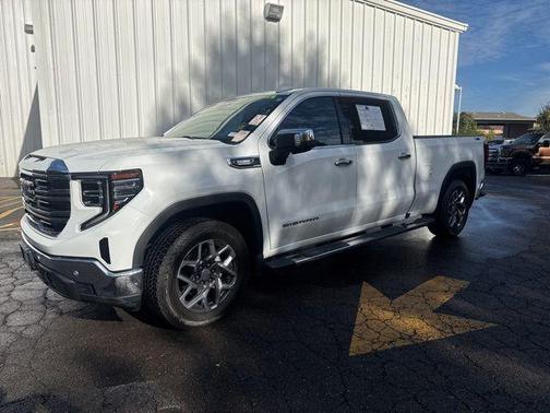 2022 GMC Sierra 1500 SLT