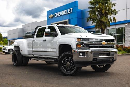 Summit White 2019 Chevrolet Silverado 3500 LTZ