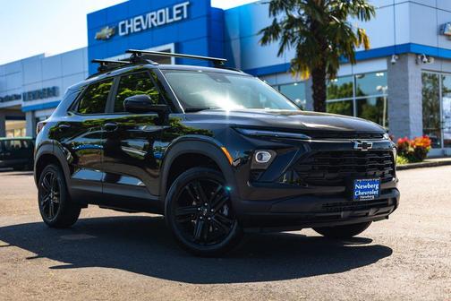 Mosaic Black Metallic 2026 Chevrolet Trailblazer LT
