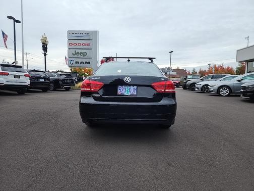 2015 Volkswagen Passat 1.8T Limited Edition
