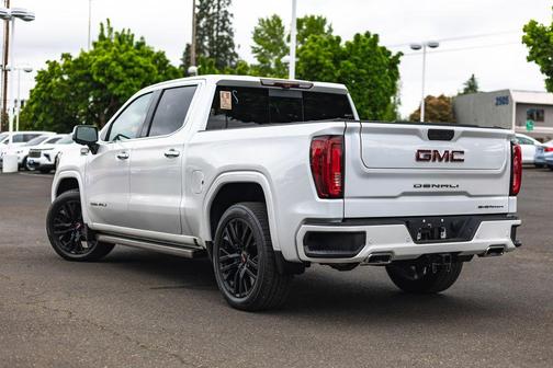 White Frost Tricoat 2020 GMC Sierra 1500 Denali