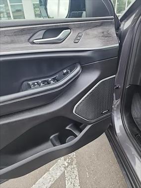 2022 Jeep Grand Cherokee Limited X
