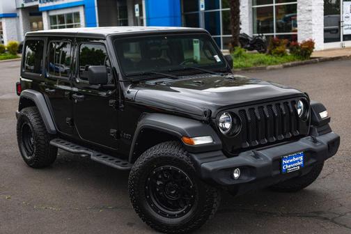 Black Clearcoat 2021 Jeep Wrangler Unlimited Sport