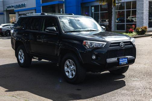 Midnight Black Metallic 2024 Toyota 4Runner SR5 Premium