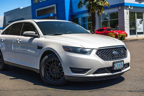 White Platinum Metallic Tri-Coat 2017 Ford Taurus SEL
