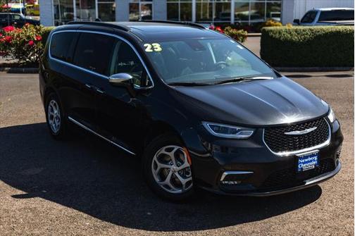 2023 Chrysler Pacifica Limited