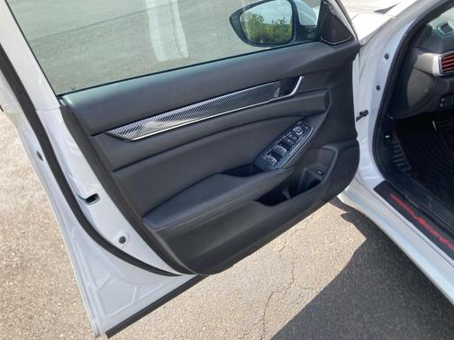 2019 Honda Accord Sport 2.0T