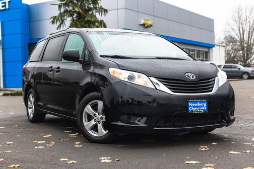 2015 Toyota Sienna LE