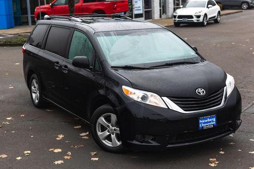 2015 Toyota Sienna LE
