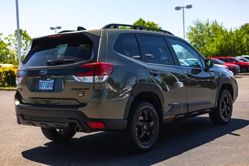 Autumn Green Metallic 2025 Subaru Forester Wilderness
