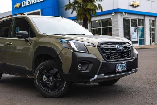 Autumn Green Metallic 2025 Subaru Forester Wilderness