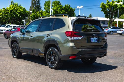 Autumn Green Metallic 2025 Subaru Forester Wilderness