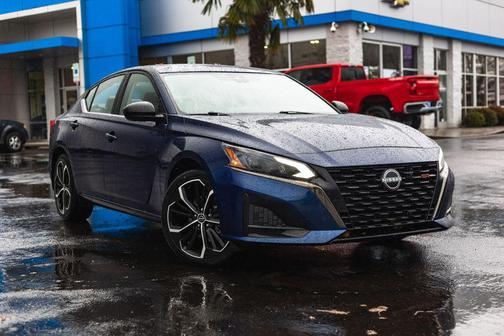 2023 Nissan Altima SR Intelligent AWD