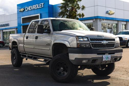 Silver Birch Metallic 2005 Chevrolet Silverado 2500 LT H/D Crew Cab