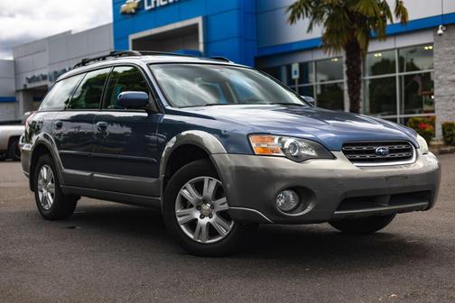 Willow Green Opal/Moss Green Metallic 2005 Subaru Outback 2.5 i Limited
