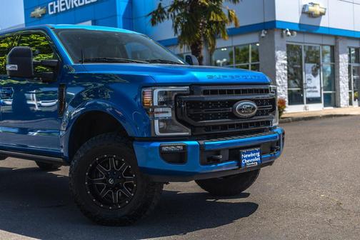 Velocity Blue Metallic 2020 Ford F-350 Lariat