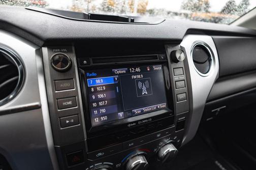 2017 Toyota Tundra SR5