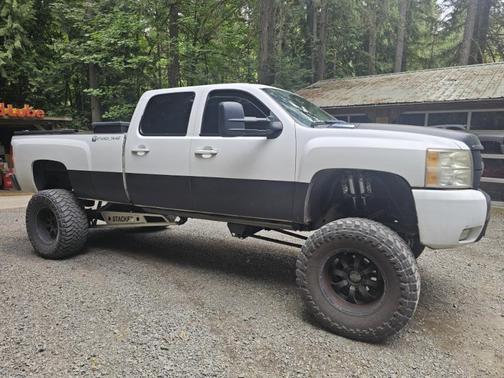 2007 Chevrolet Silverado 3500 LTZ Crew Cab