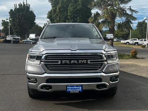 Photo 3 of 39 of 2021 RAM 1500 Laramie