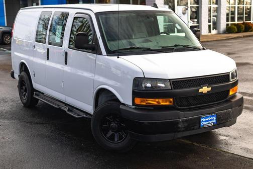 2022 Chevrolet Express 2500 RWD 2500 Regular Wheelbase WT