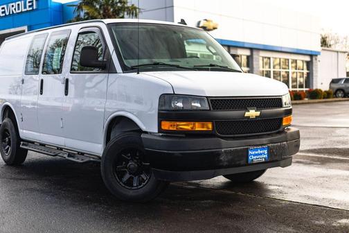 2022 Chevrolet Express 2500 RWD 2500 Regular Wheelbase WT