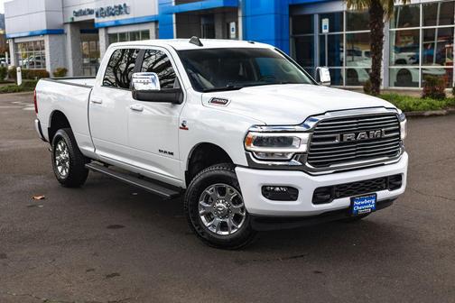 2024 RAM 2500 Laramie Crew Cab 4x4 6'4' Box