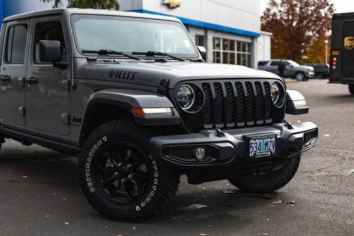 2021 Jeep Gladiator Willys 4x4
