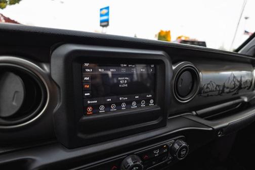 2021 Jeep Gladiator Willys 4x4