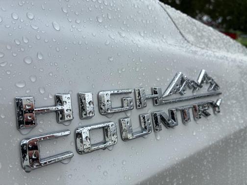 2024 Chevrolet Tahoe 4WD High Country