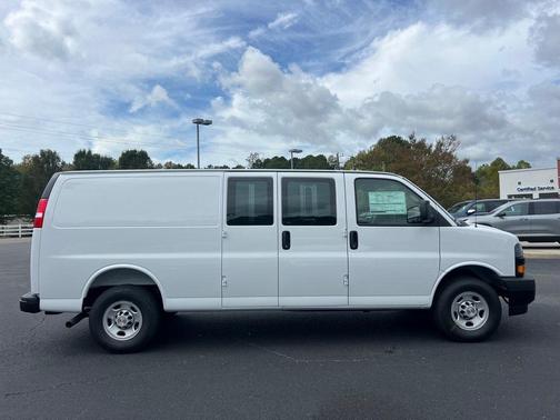 2025 Chevrolet Express 2500 RWD 2500 Extended Wheelbase WT