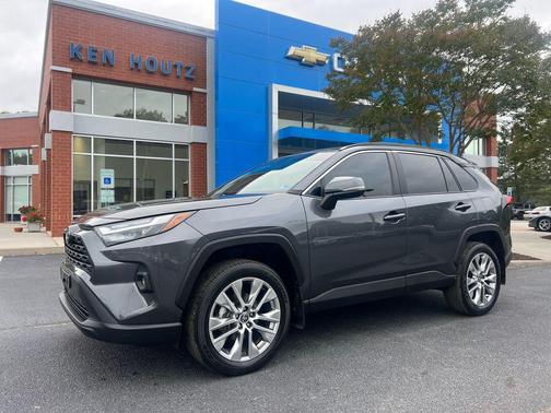 Magnetic Gray Metallic 2022 Toyota RAV4 XLE Premium