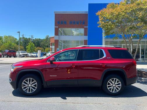 Red Quartz Tintcoat 2019 GMC Acadia SLE-2