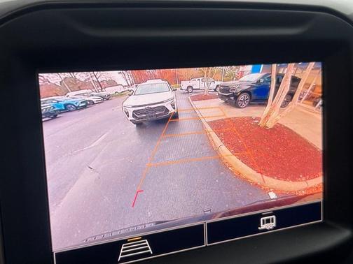 2022 Chevrolet Silverado 1500 Custom Trail Boss