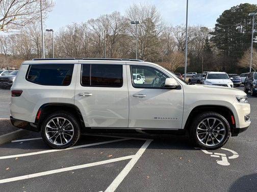 2022 Jeep Wagoneer Series III 4x4