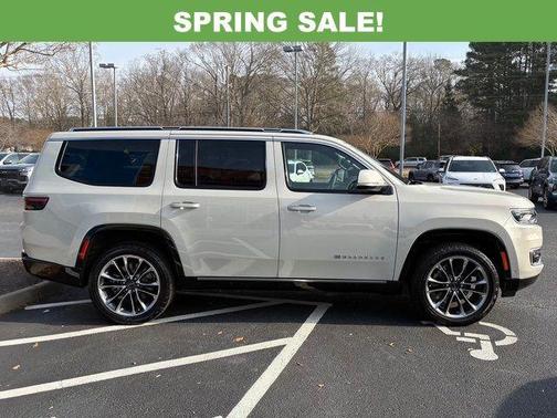 2022 Jeep Wagoneer Series III 4x4