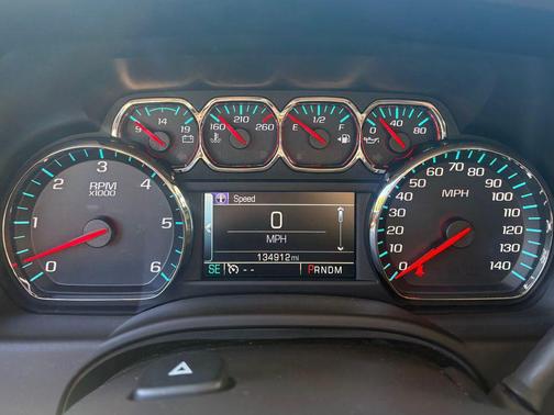Brownstone Metallic 2016 Chevrolet Suburban LS