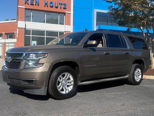 Brownstone Metallic 2016 Chevrolet Suburban LS