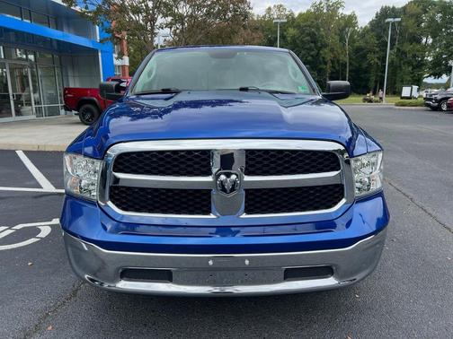 2019 RAM 1500 SLT