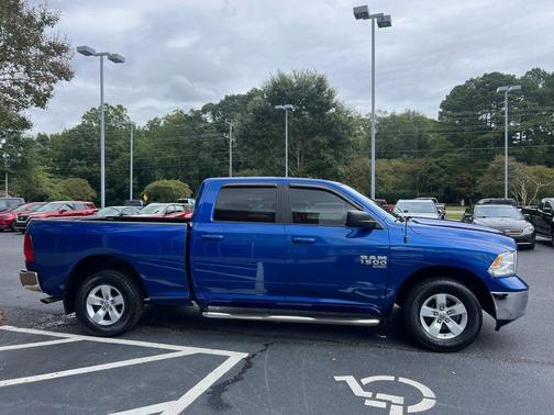 2019 RAM 1500 SLT