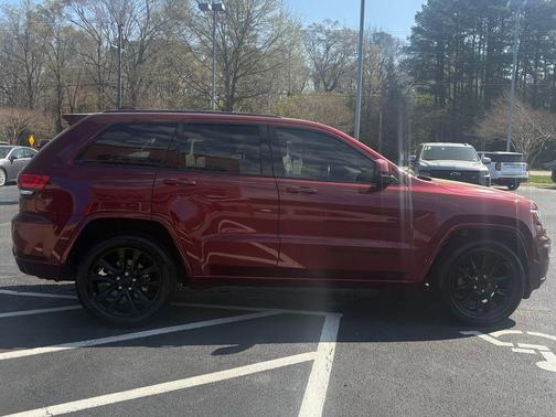 2018 Jeep Grand Cherokee Altitude