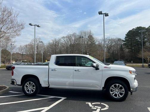 2025 Chevrolet Silverado 1500 LTZ
