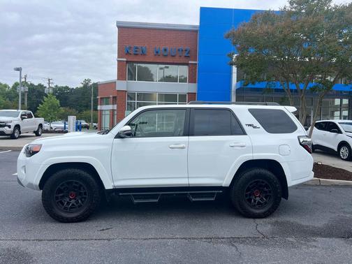 Ice Cap 2024 Toyota 4Runner TRD Off Road Premium