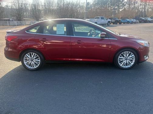 2017 Ford Focus Titanium