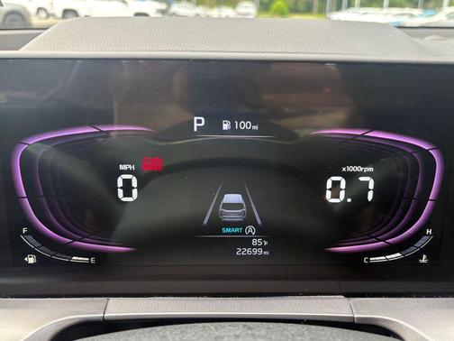 Glacial White Pearl 2024 Kia Telluride S